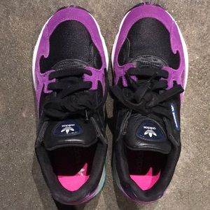 Adidas Originals Falcon size 8.5 Women’s